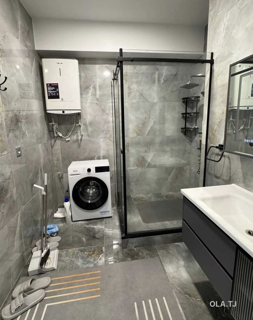 3 комнатная квартира, 18 этаж, 110 м²