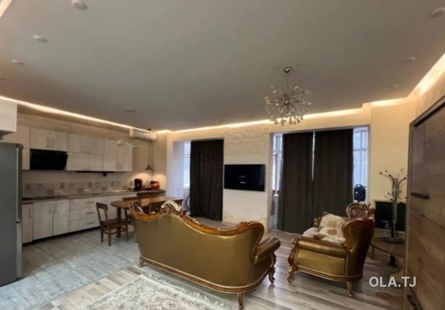 3 комнатная квартира, 4 этаж, 130 м²