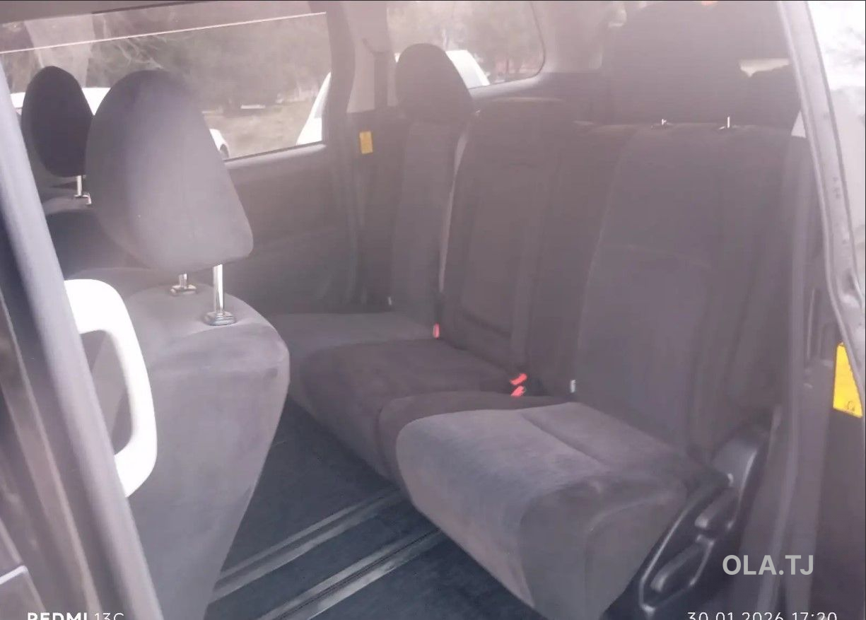 Toyota Vellfire,  2014