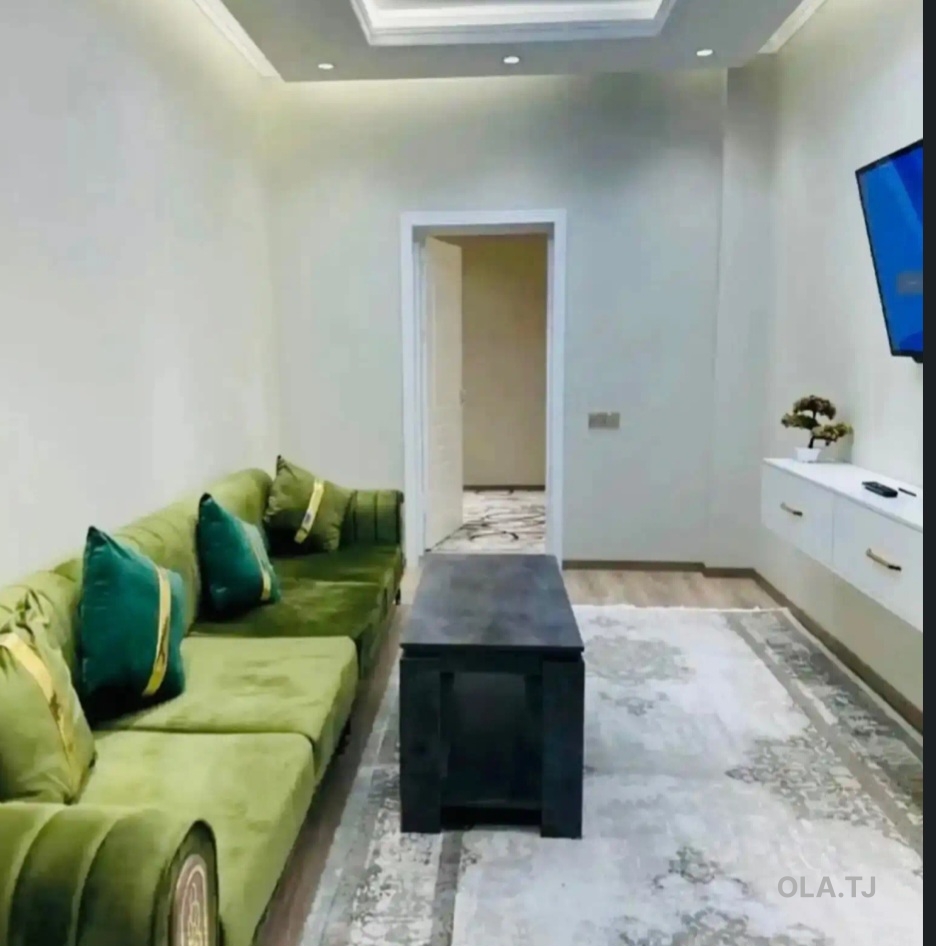 2 комнатная квартира, 4 этаж, 77 м²