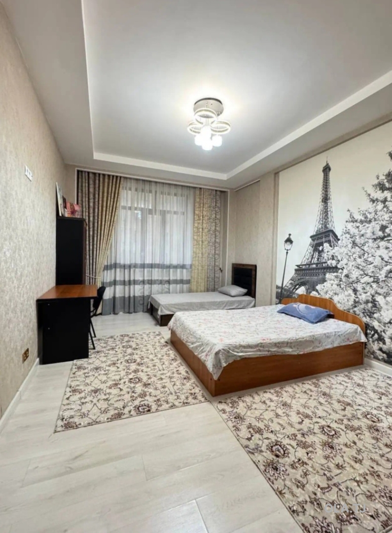 3 комнатная квартира, 15 этаж, 131 м²