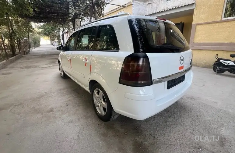 Opel Zafira,  2006