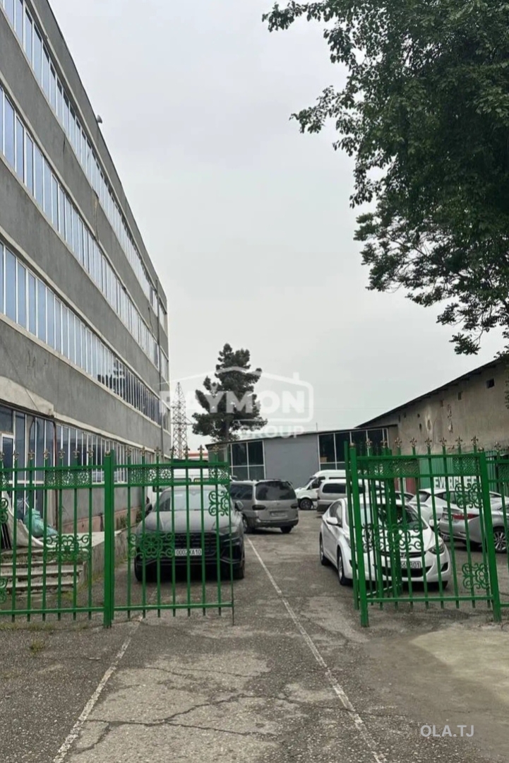 Помещение под свободное назначение, 2000м², Ромсар,ру ба руйи заправкаи Ориё
