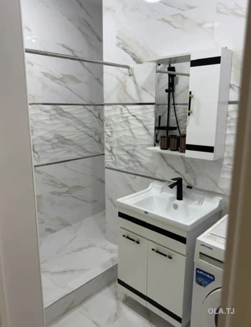 3 комнатная квартира, 9 этаж, 100 м²