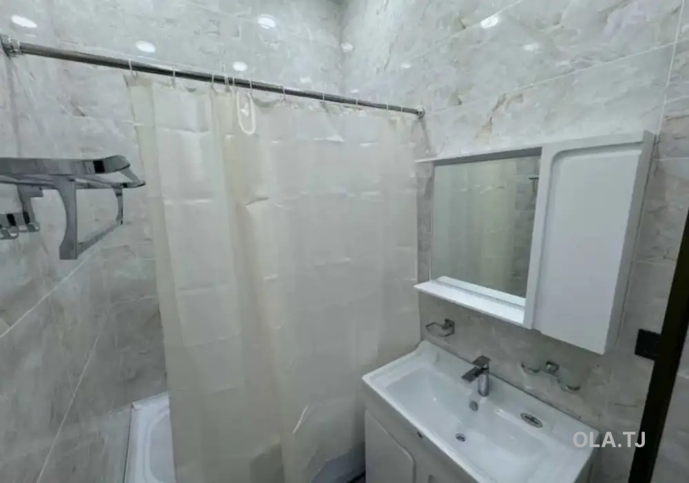 2 комнатная квартира, 2 этаж, 75 м²