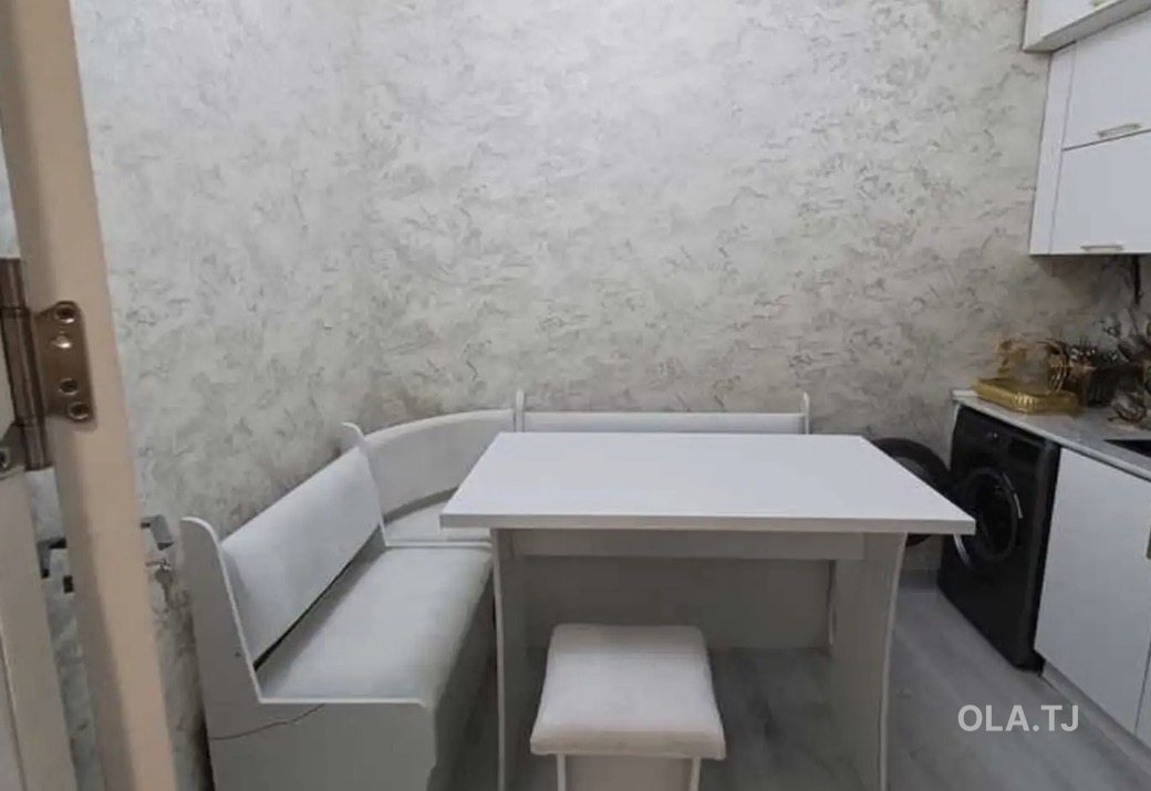 2 комнатная квартира, 9 этаж, 70 м²