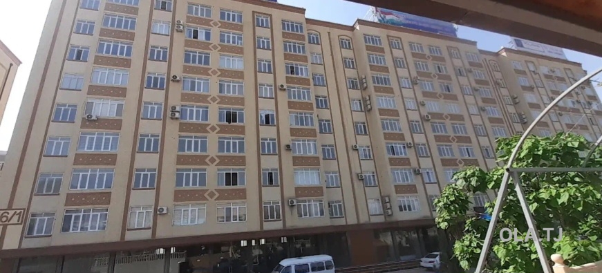 1 комнатная квартира, Цокольный этаж, 53 м²
