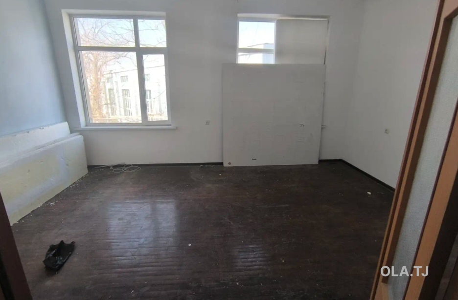 Офис в аренду, В бизнес-центре, 26 м²