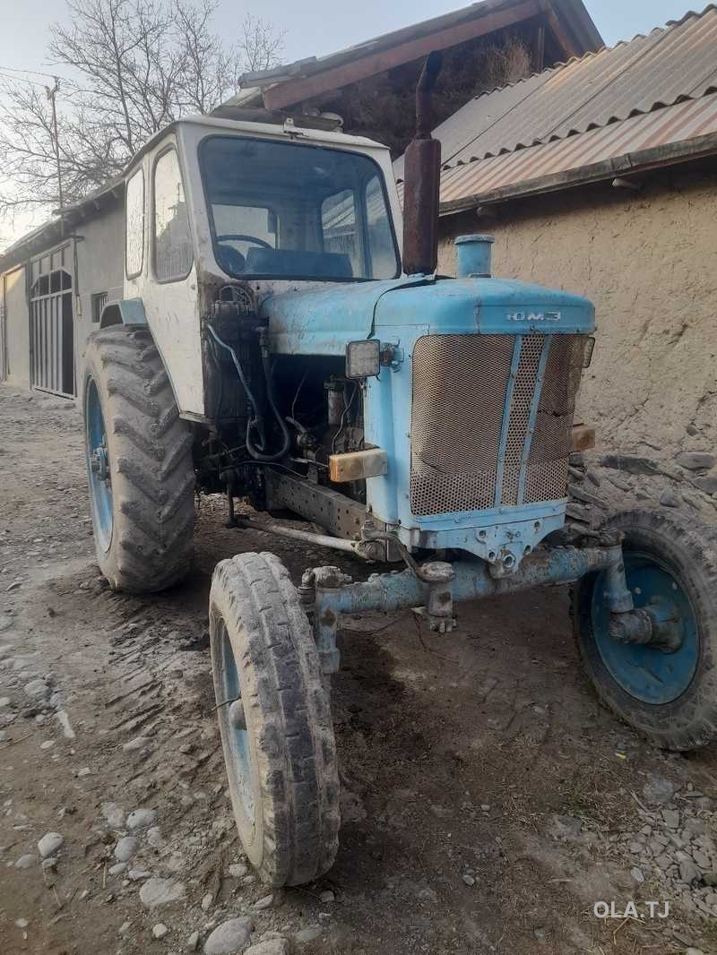 Трактор Юмз, плуг, прицеп