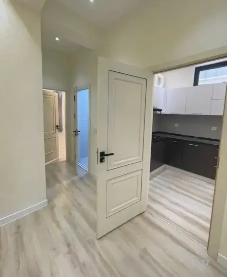 3 комнатная квартира, 8 этаж, 91 м²