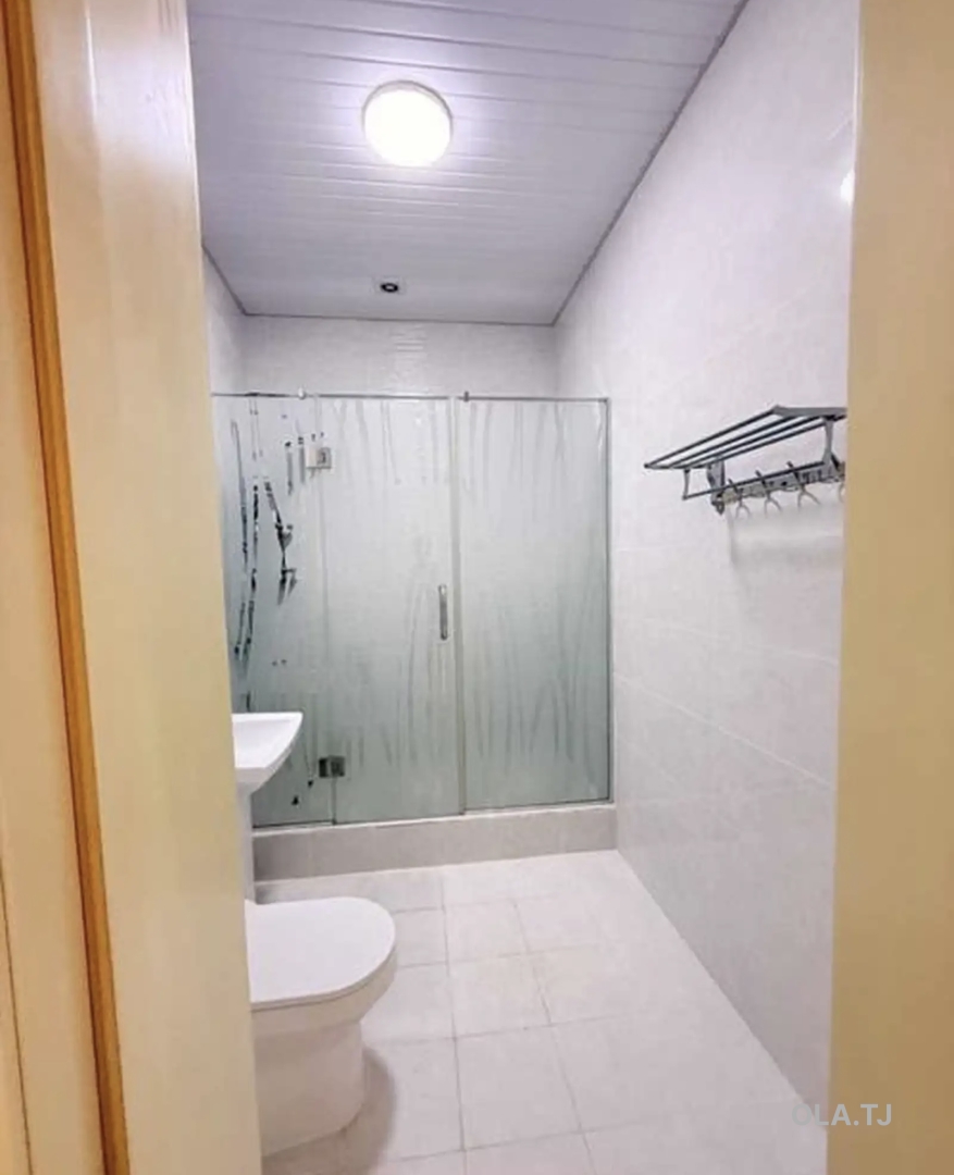 3 комнатная квартира, 20 этаж, 160 м²