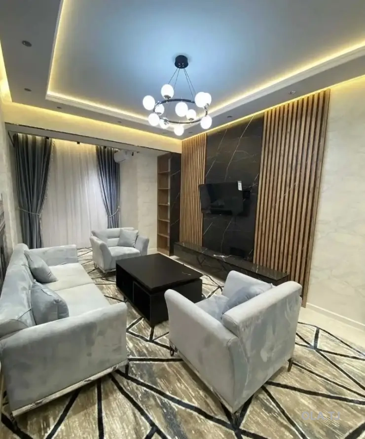 2 комнатная квартира, 2 этаж, 77м²