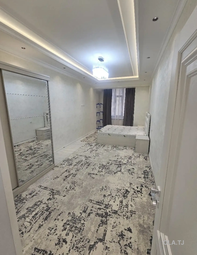 3 комнатная квартира, 9 этаж, 120 м²