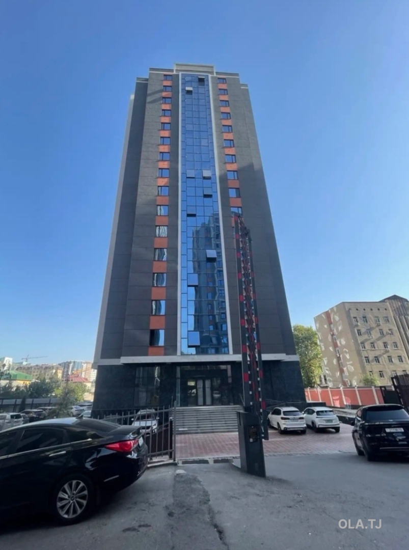 3 комнатная квартира, 16 этаж, 123 м²