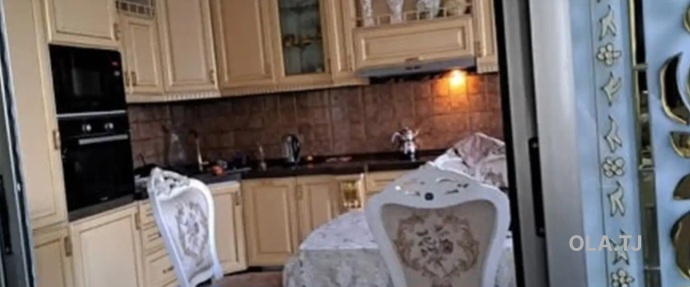 6 комнатная квартира, 5 этаж, 265 м²