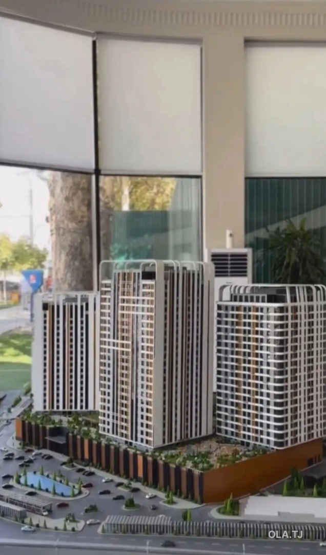 4 комнатная квартира, 18, 207 м²