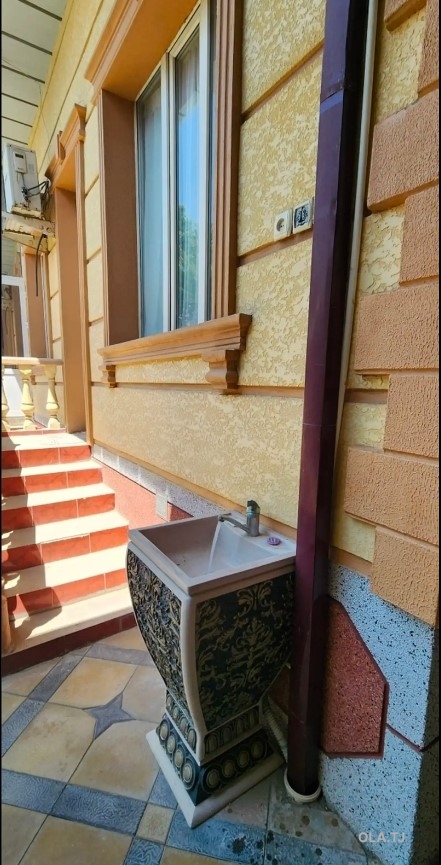 Дом (хавли), 9 комнат, 2 эт