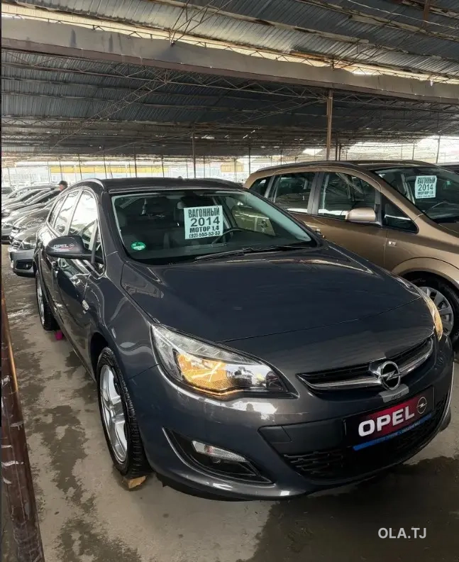 Opel Astra J,  2014