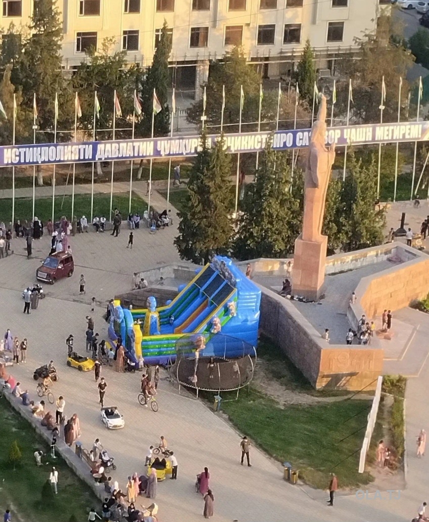 4 комнатная квартира, 12, 86 м²
