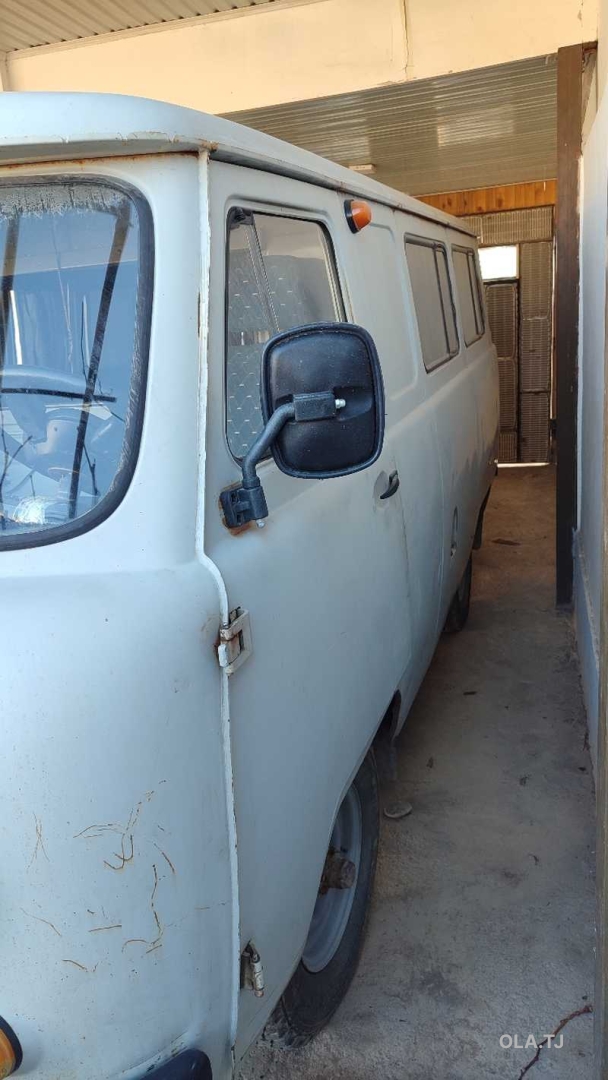 УАЗ 3162 Simbir,  2001