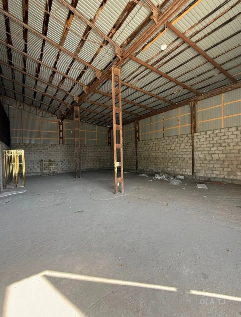 Офис в аренду, В бизнес-центре, 260 м²