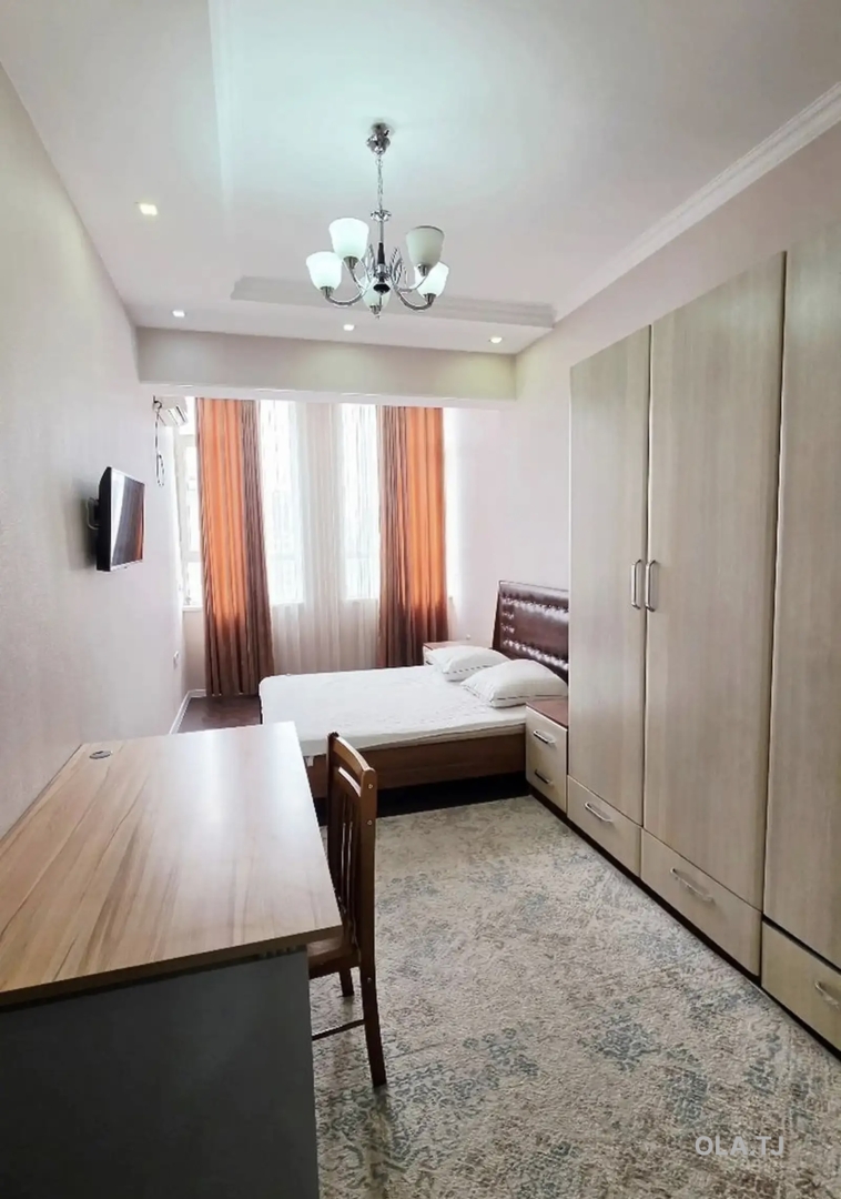 3 комнатная квартира, 10 этаж, 100 м²