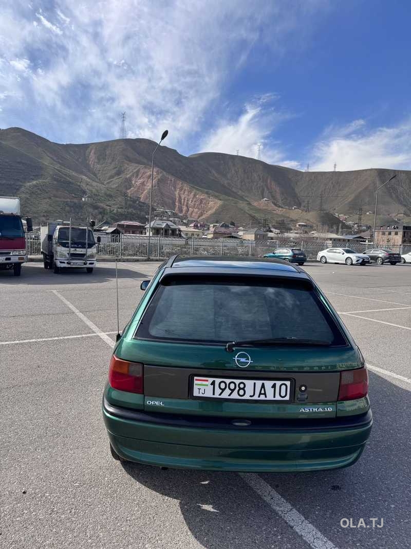 Opel Astra F,  1996