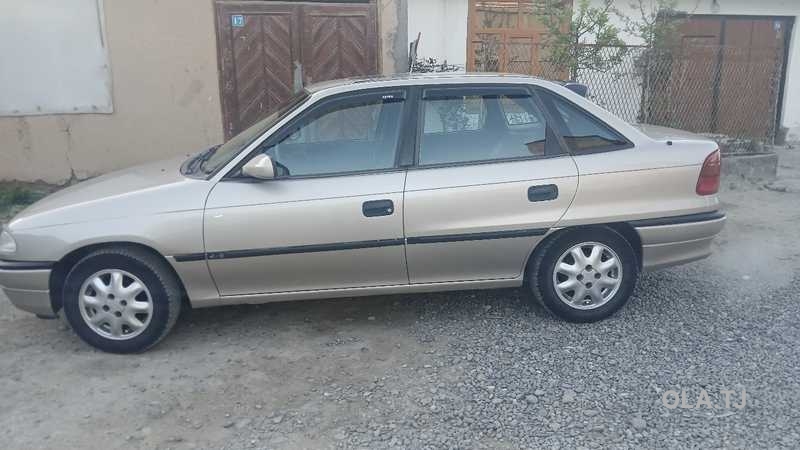 Opel Astra F,  1996
