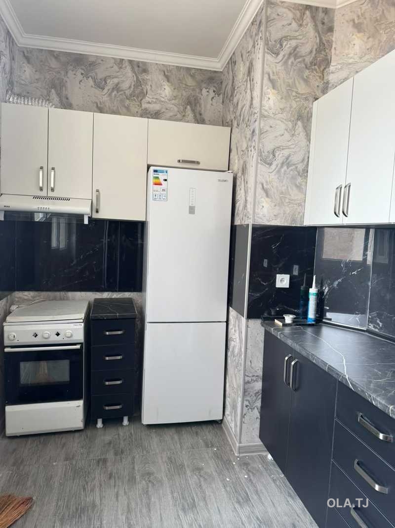 3 комнатная квартира, 4 этаж, 90 м²