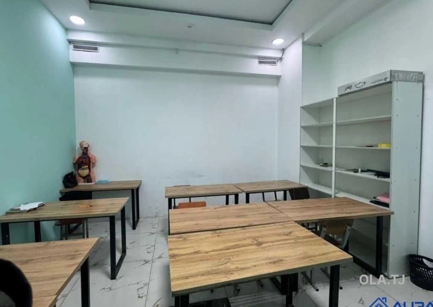 Офис на продажу, В жилом доме, 58 м²