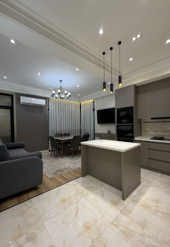 3 комнатная квартира, 8 этаж, 134 м²