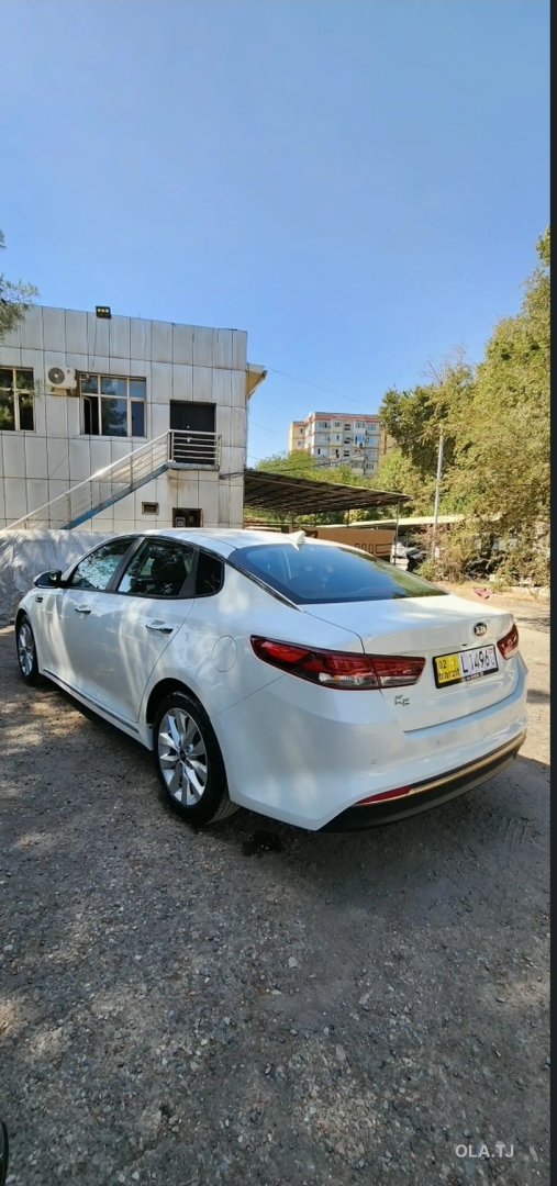 Kia K5,  2017