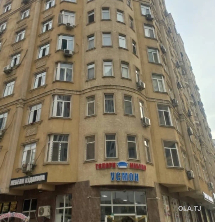 4 комнатная квартира, 8, 205 м²