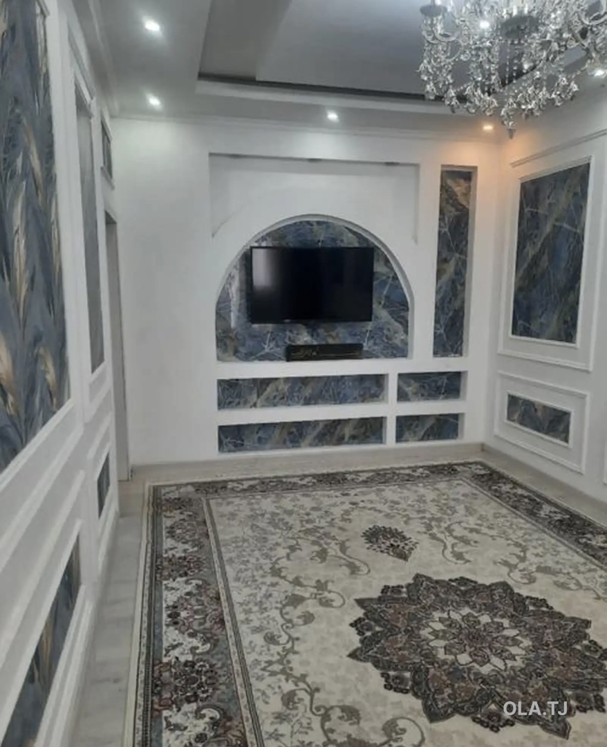 3 комнатная квартира, 2 этаж, 80 м²