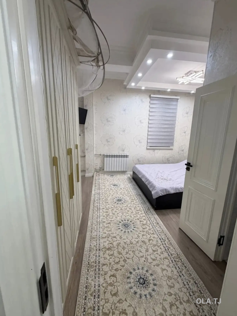 3 комнатная квартира, 5 этаж, 130 м²