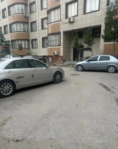 3 комнатная квартира, Цокольный этаж, 95 м²