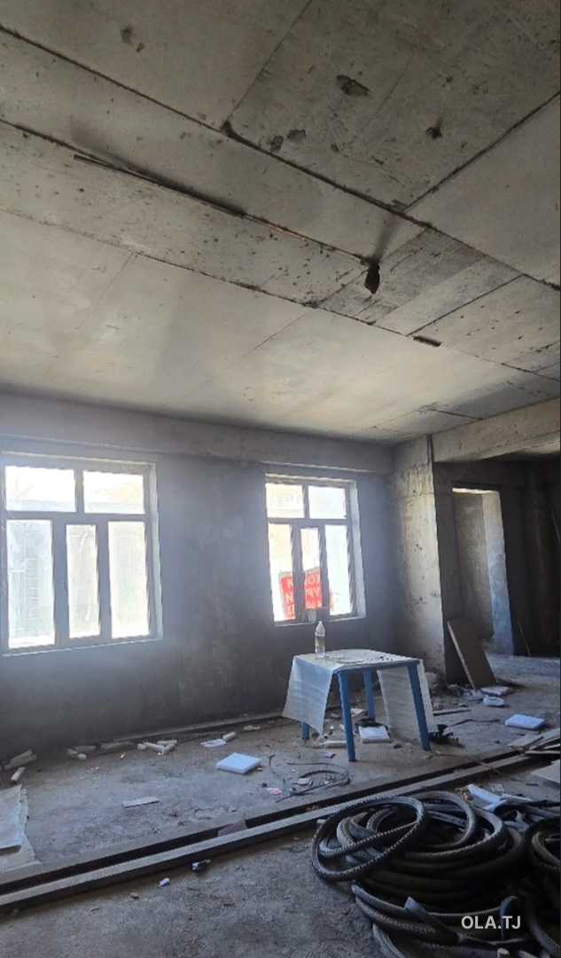 3 комнатная квартира, 2 этаж, 103 м²