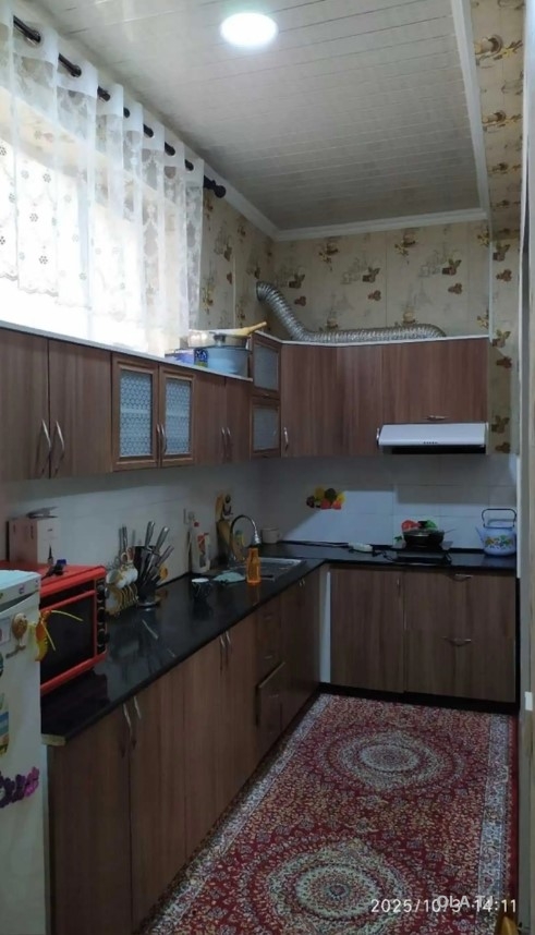 3 комнатная квартира, Цокольный этаж, 71 м²