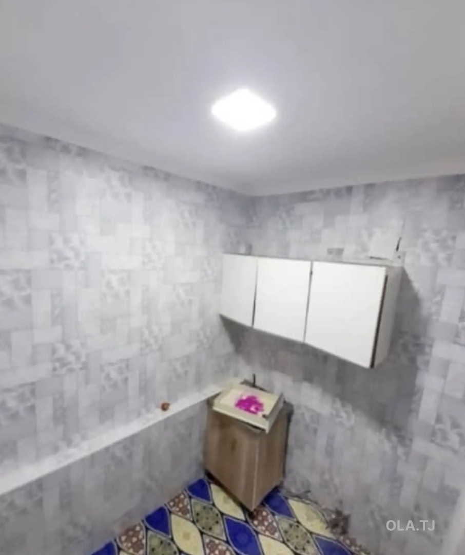 1 комнатная квартира, Цокольный этаж, 25 м²