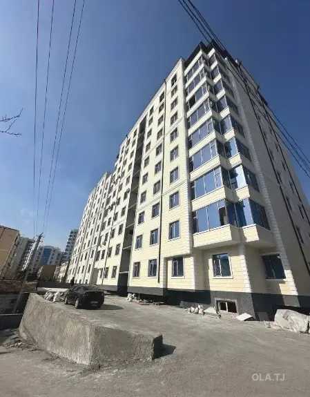 3 комнатная квартира, 2 этаж, 80 м²