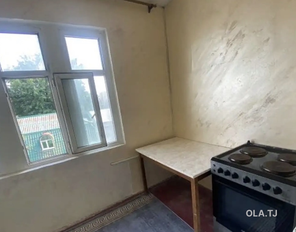 3 комнатная квартира, 3 этаж, 80 м²