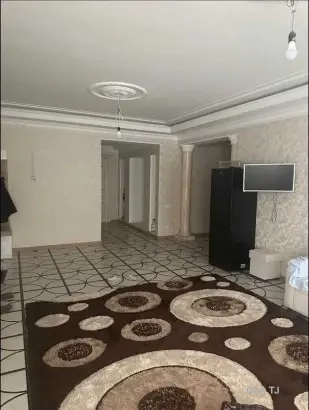 5 комнатная квартира, 2 этаж, 170 м²