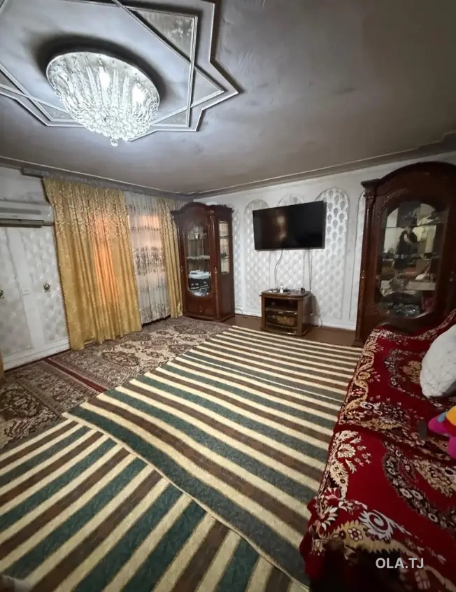 4 комнатная квартира, 2 этаж, 90 м²