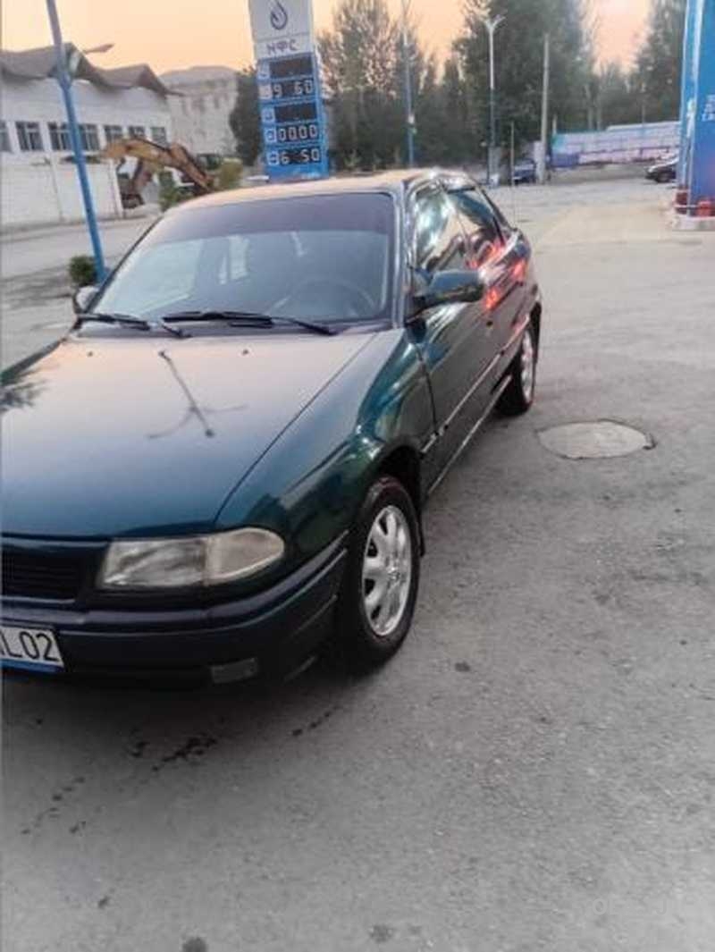Opel Astra F,  1995