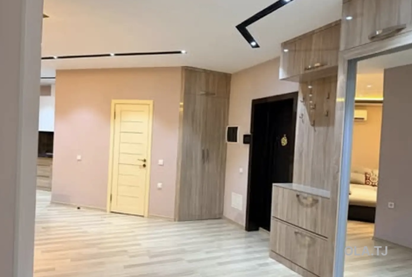 3 комнатная квартира, 6 этаж, 120 м²