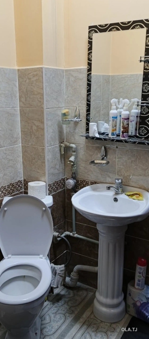 2 комнатная квартира, 8 этаж, 65 м²