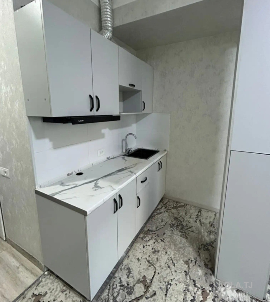 Комната в 1 комнатной квартире, Цокольный,