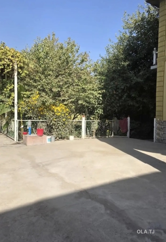 2 комнатная квартира, 1 этаж, 200 м²
