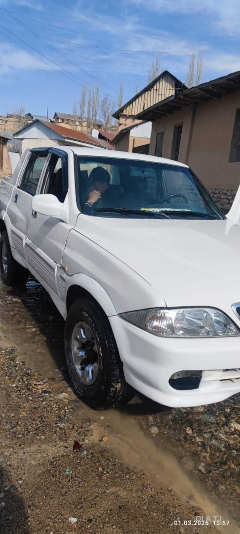 SsangYong Другая модель,  2005