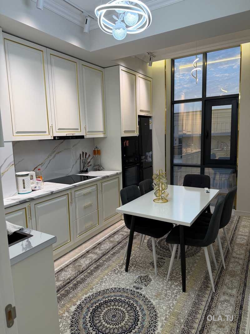 2 комнатная квартира, 13 этаж, 89 м²
